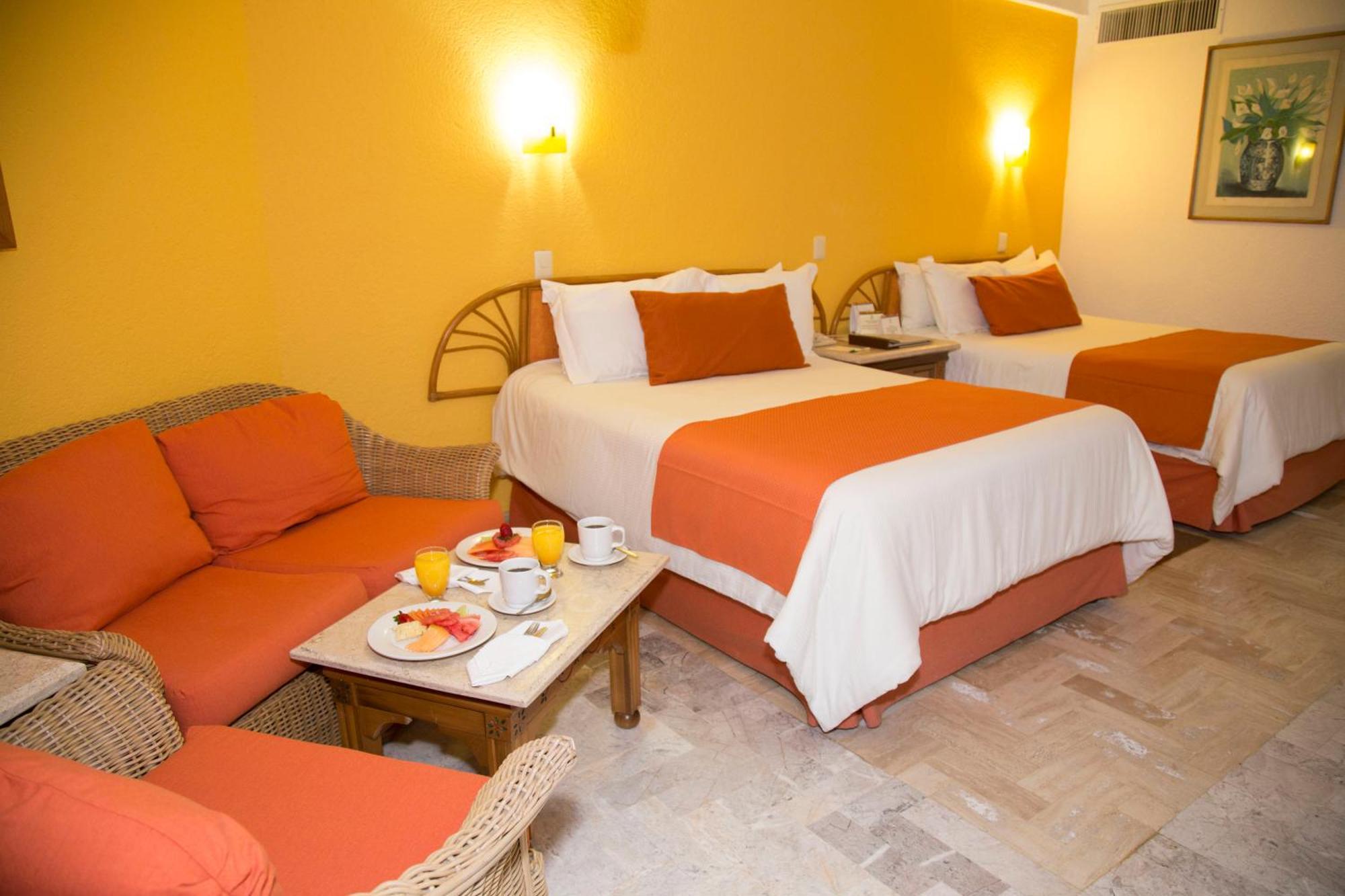Copacabana Hotel 4*